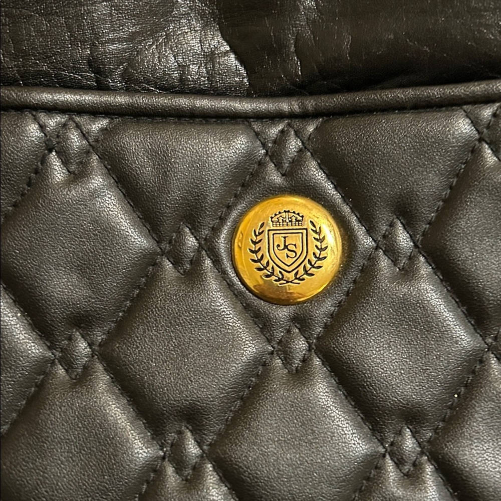 Jaclyn Smith Elegant Black Leather  Quilted Crossbody Bag - Picture 3 of 7